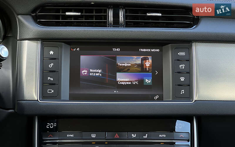 Седан Jaguar XF 2017 в Львове фото 15 Седан Jaguar XF 2017 в Львове