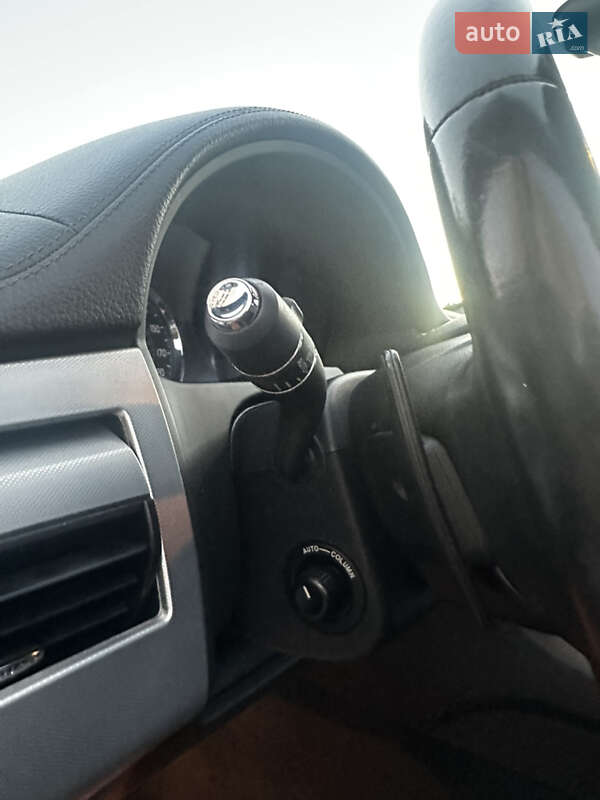 Седан Jaguar XF 2014 в Києві