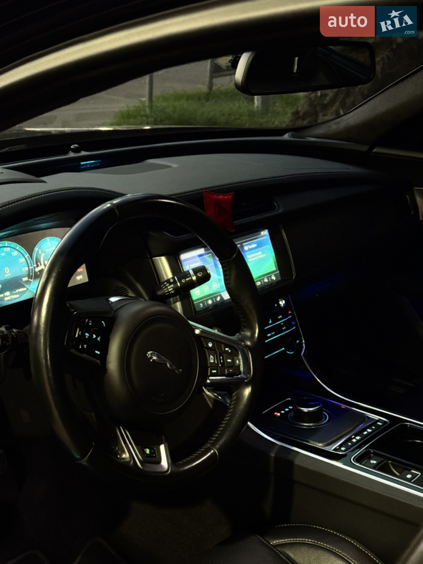 2016 Jaguar XF - мініатюра 25