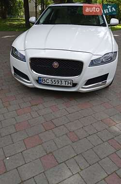 Седан Jaguar XF 2016 в Пустомытах