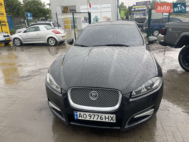 Седан Jaguar XF 2013 в Хмельницком