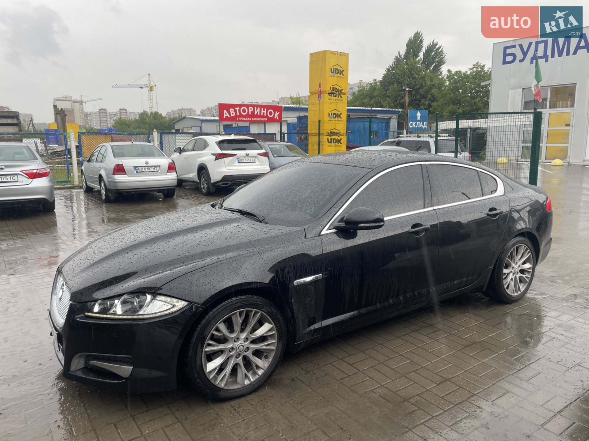 2013 Jaguar XF - мініатюра 2