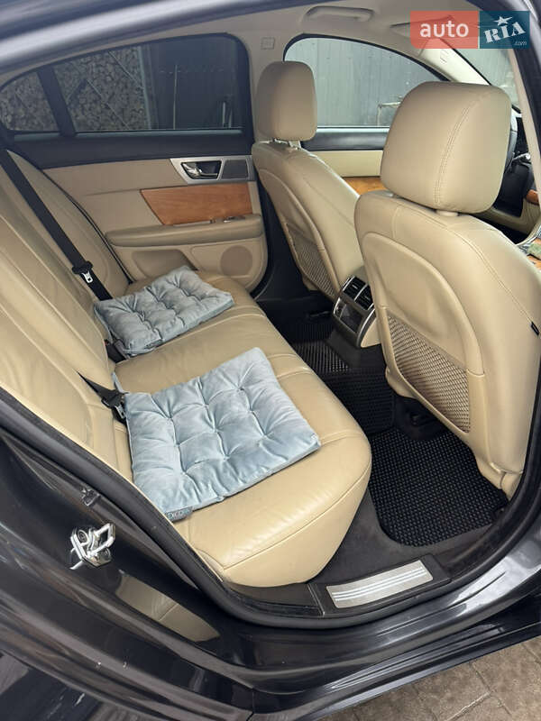 Седан Jaguar XF 2012 в Івано-Франківську фото 6 Седан Jaguar XF 2012 в Івано-Франківську