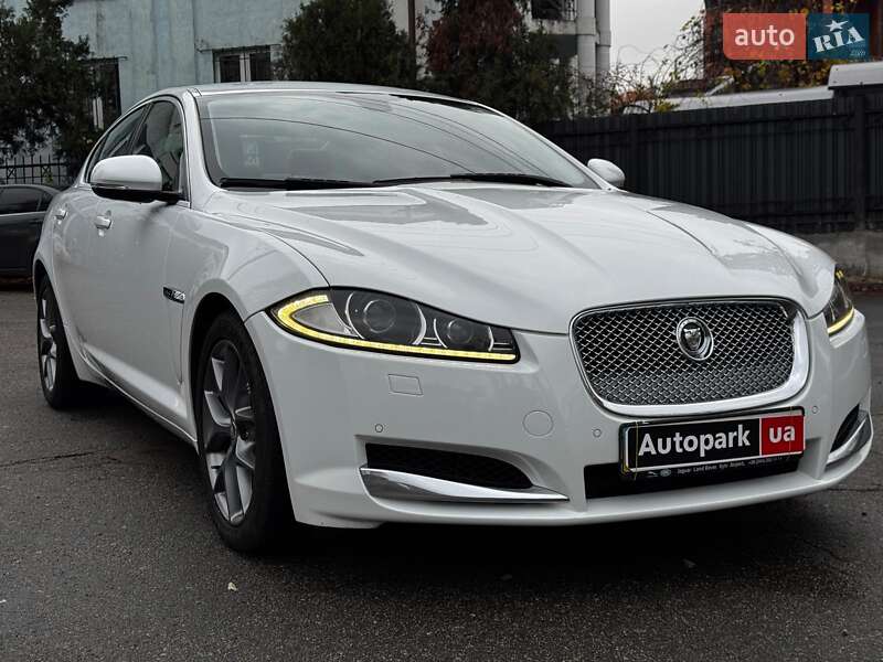Седан Jaguar XF 2013 в Киеве фото 5 Седан Jaguar XF 2013 в Киеве