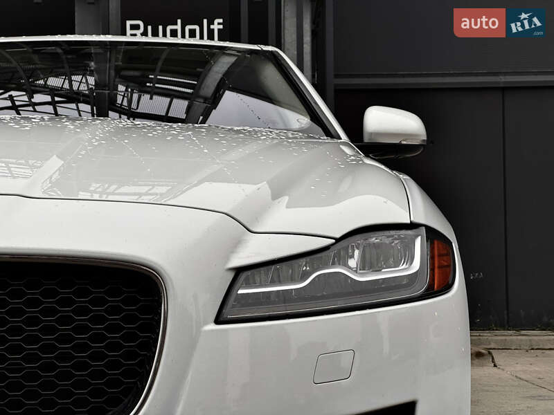 Седан Jaguar XF 2015 в Киеве фото 13 Седан Jaguar XF 2015 в Киеве