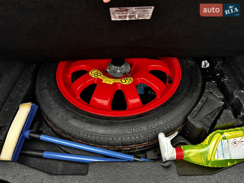 Седан Jaguar XF 2015 в Киеве фото 18 Седан Jaguar XF 2015 в Киеве