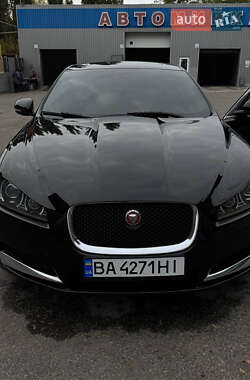 Седан Jaguar XF 2012 в Кропивницькому