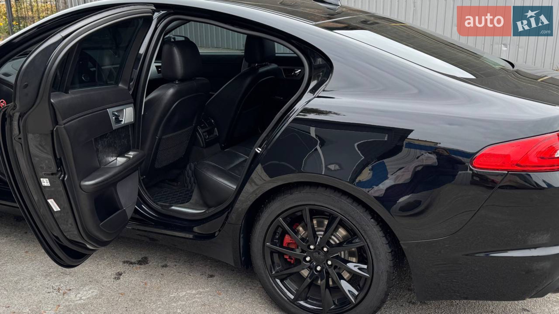 2012 Jaguar XF - мініатюра 9