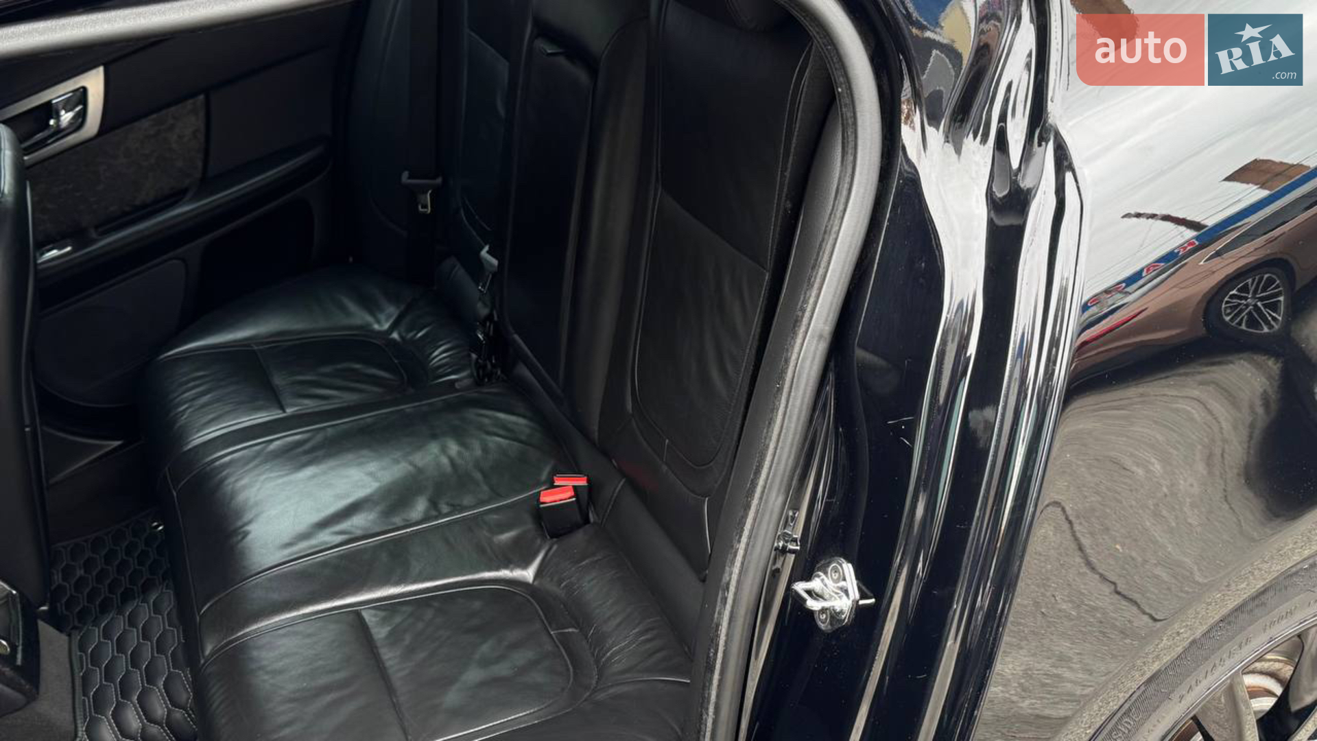 2012 Jaguar XF - мініатюра 33