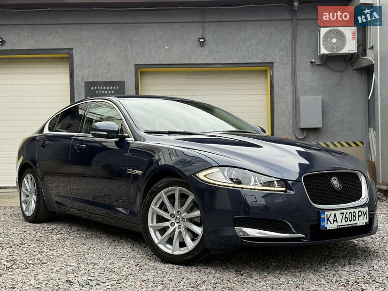 Седан Jaguar XF 2013 в Києві