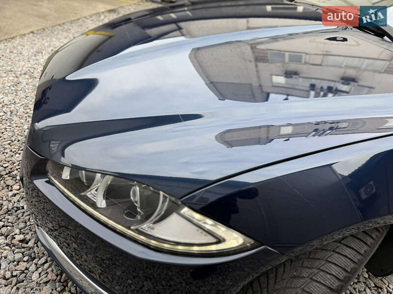 Седан Jaguar XF 2013 в Києві