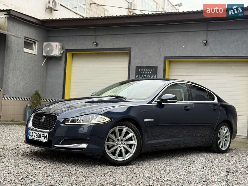 Седан Jaguar XF 2013 в Києві