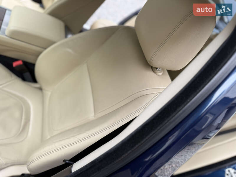 Седан Jaguar XF 2013 в Києві