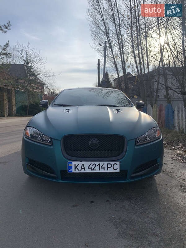 Седан Jaguar XF 2014 в Києві