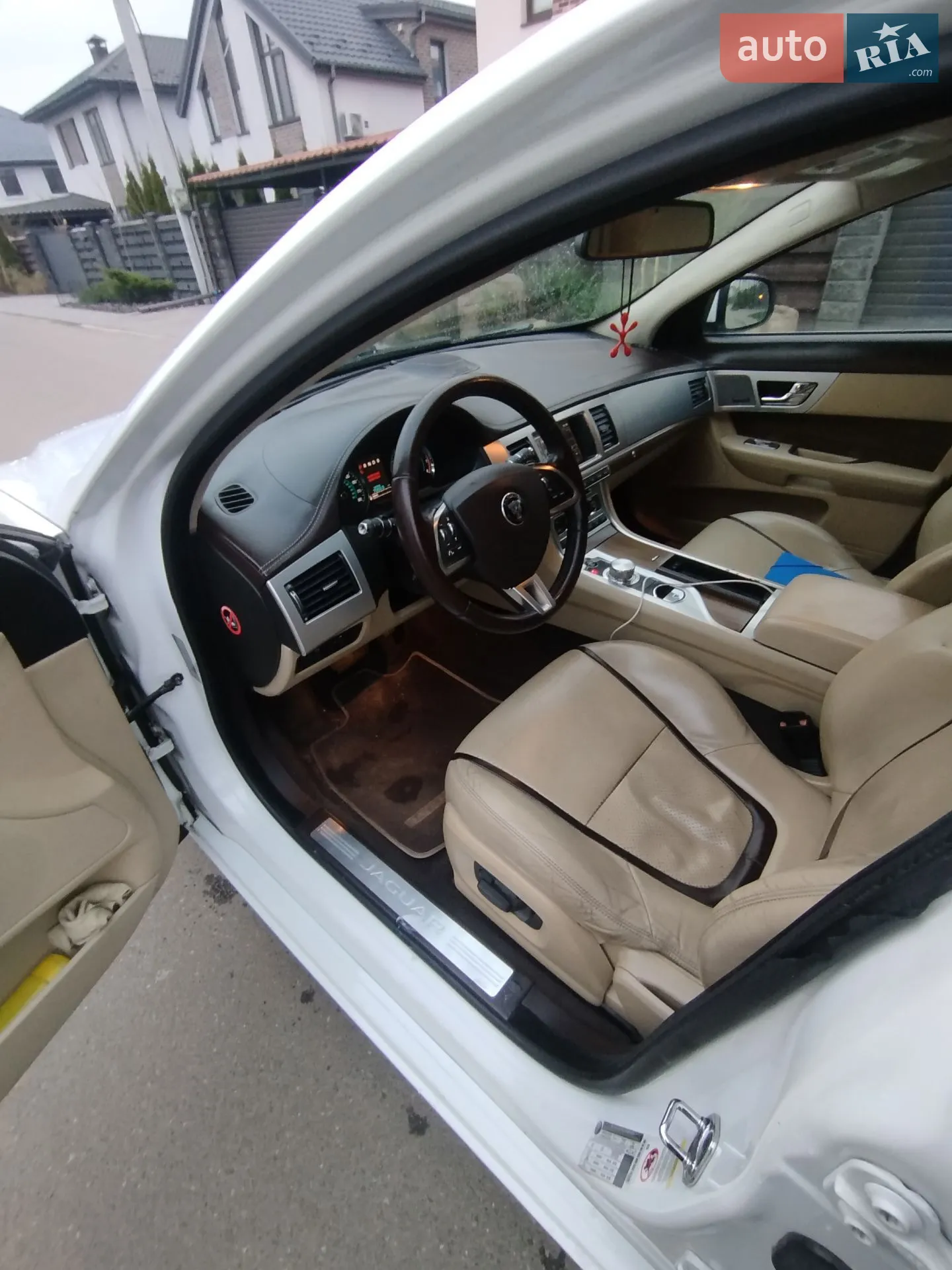 2015 Jaguar XF - мініатюра 7