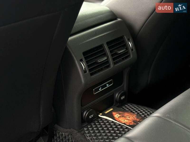 Седан Jaguar XF 2016 в Киеве фото 41 Седан Jaguar XF 2016 в Киеве