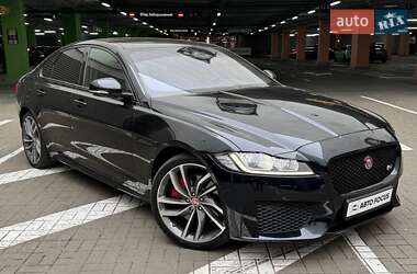 Седан Jaguar XF 2015 в Киеве