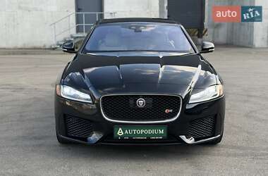 Седан Jaguar XF 2015 в Киеве