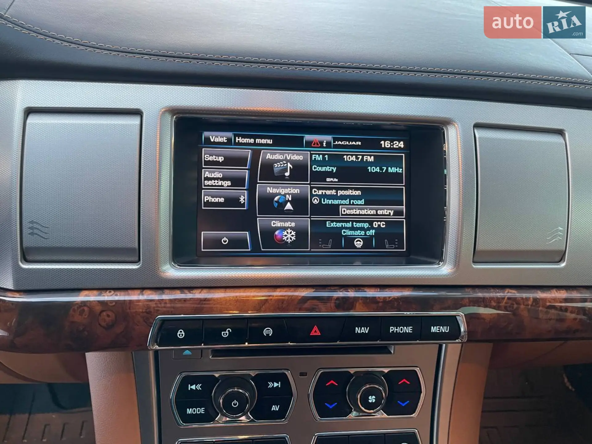 2014 Jaguar XF - мініатюра 39