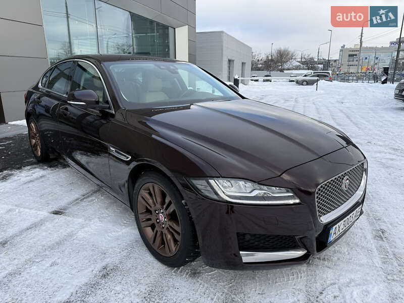 Седан Jaguar XF 2019 в Харкові