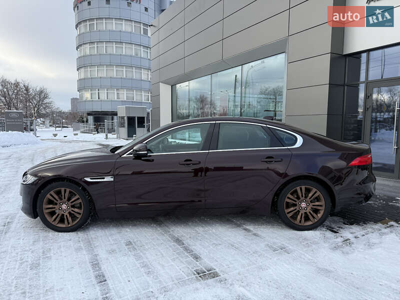 Седан Jaguar XF 2019 в Харкові