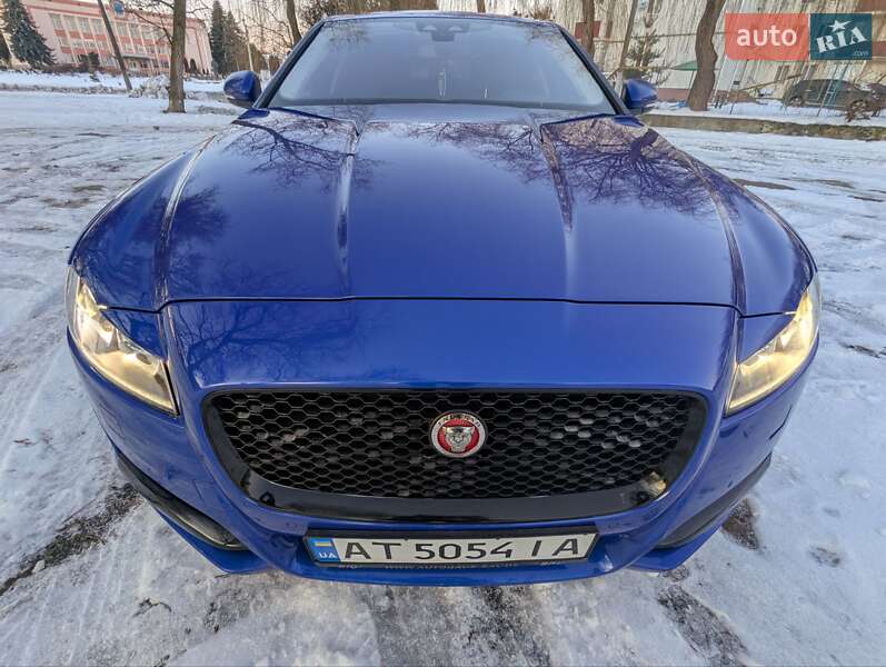 Седан Jaguar XF 2016 в Млинове фото 70 Седан Jaguar XF 2016 в Млинове
