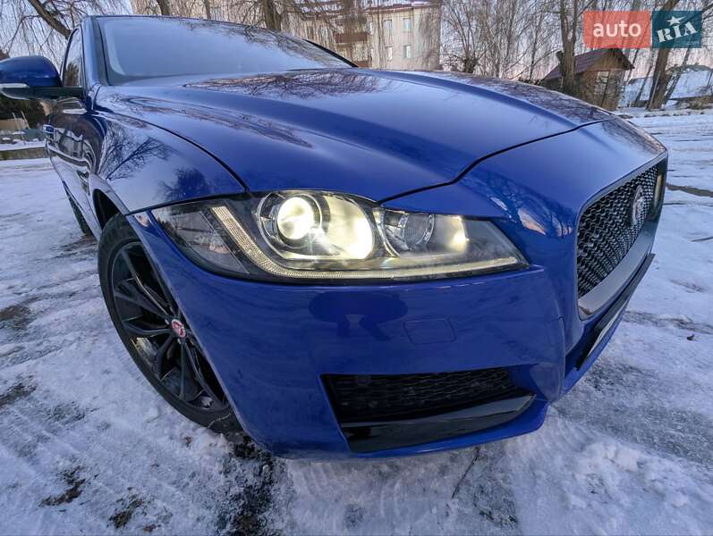 Седан Jaguar XF 2016 в Млинове фото 76 Седан Jaguar XF 2016 в Млинове