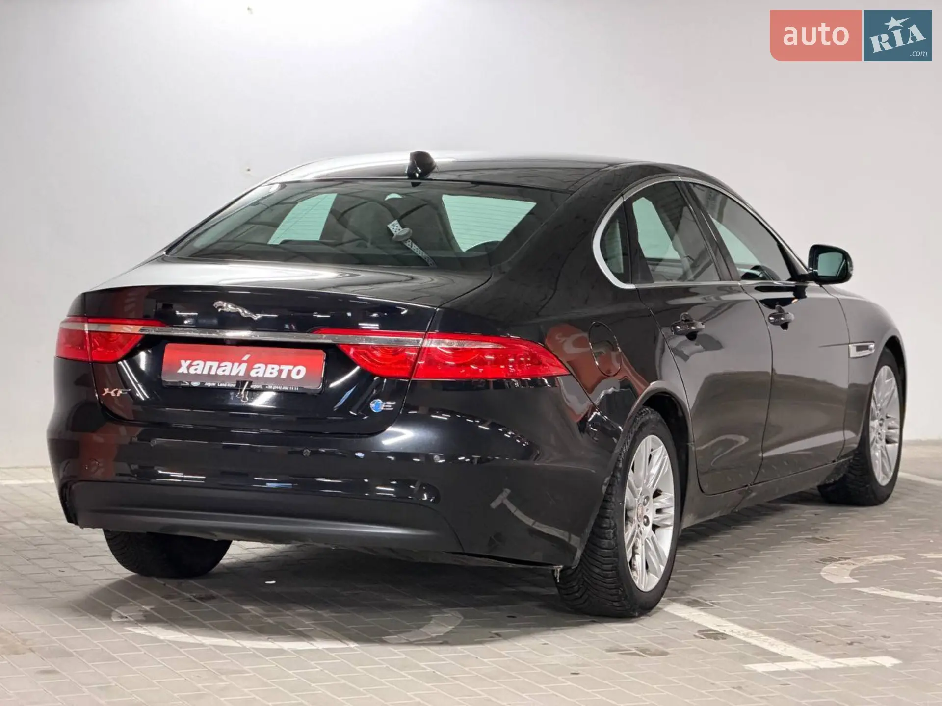 2016 Jaguar XF - мініатюра 6