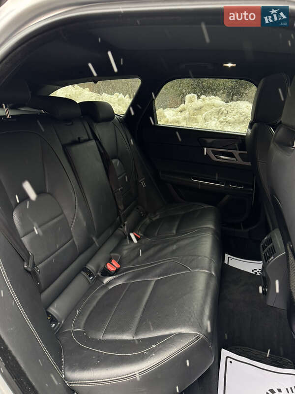 Универсал Jaguar XF 2018 в Бурштыне фото 46 Универсал Jaguar XF 2018 в Бурштыне