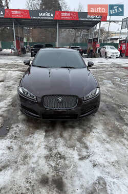Седан Jaguar XF 2013 в Киеве