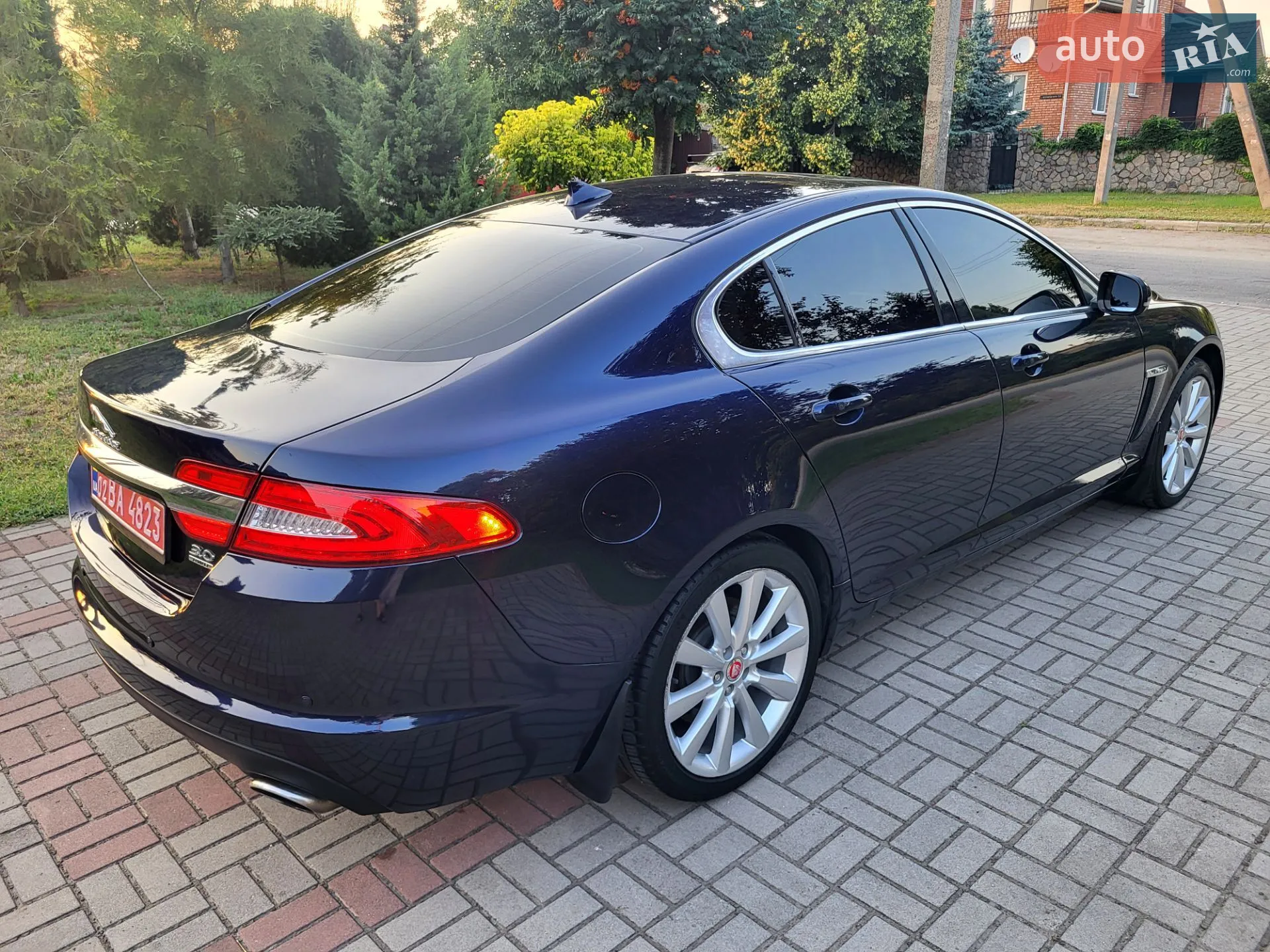 2013 Jaguar XF - мініатюра 20