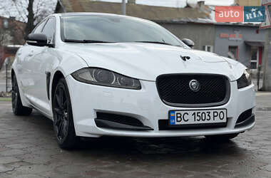 Седан Jaguar XF 2013 в Львові