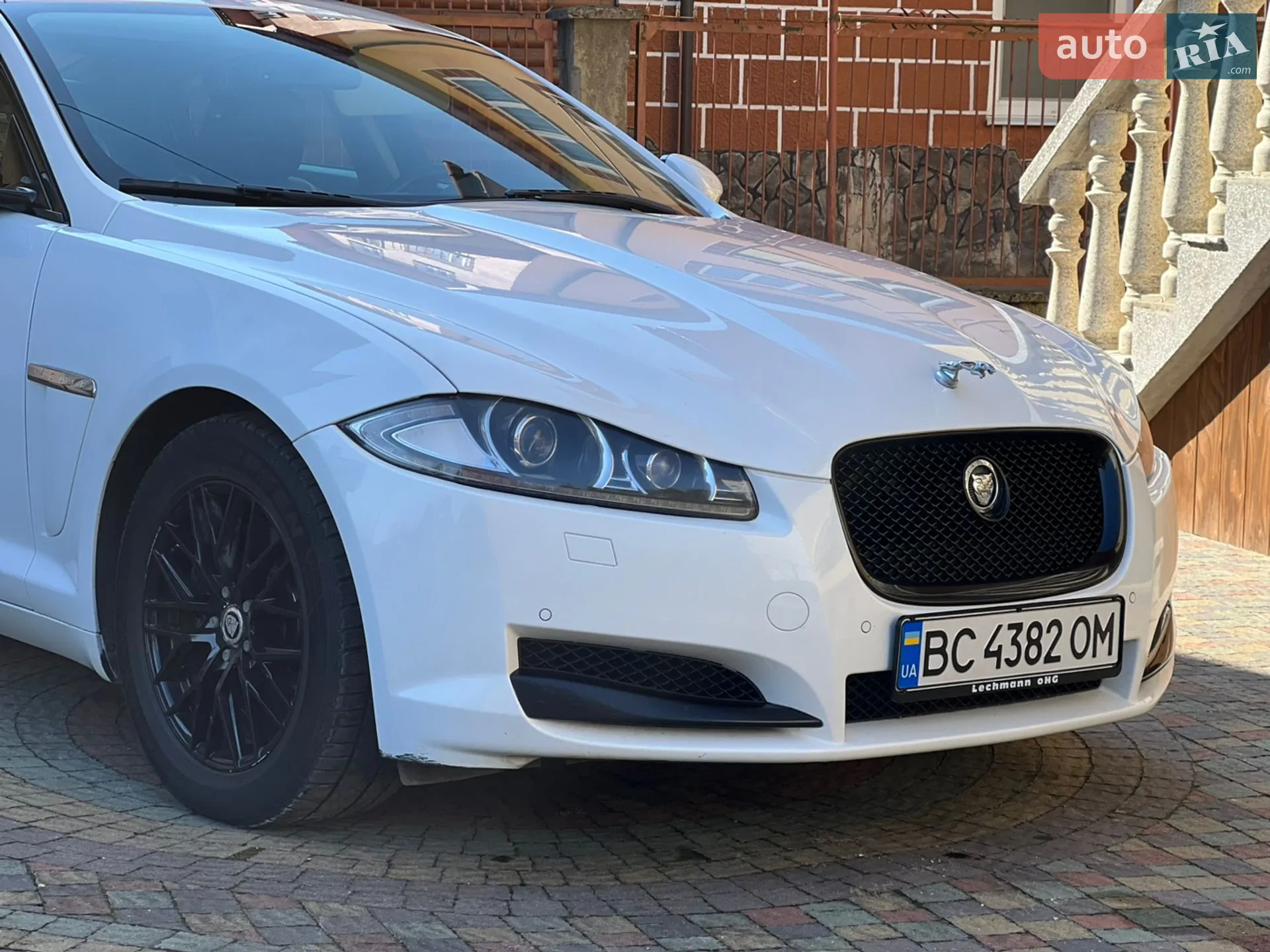 2012 Jaguar XF - мініатюра 5