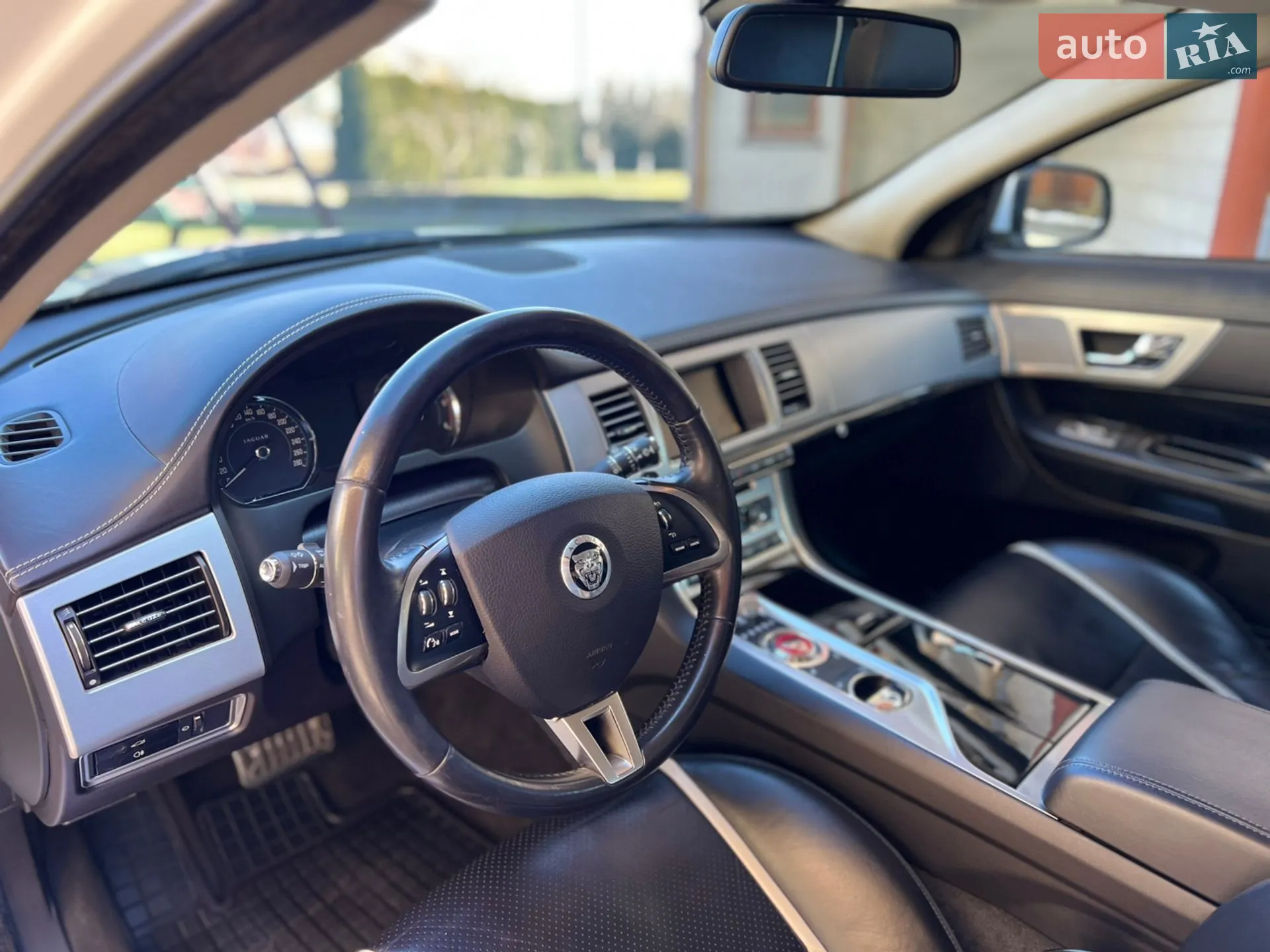 2012 Jaguar XF - мініатюра 41
