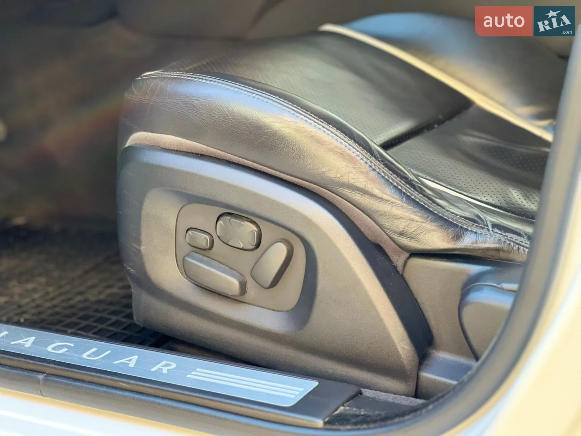2012 Jaguar XF - мініатюра 62