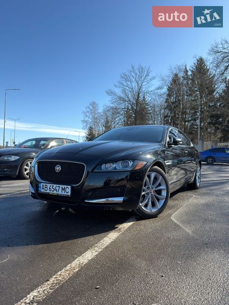 Седан Jaguar XF 2019 в Виннице