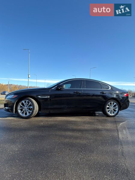 Седан Jaguar XF 2019 в Виннице