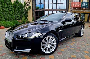 Седан Jaguar XF 2012 в Тернополі