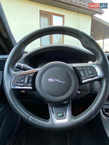 Универсал Jaguar XF 2019 в Киеве
