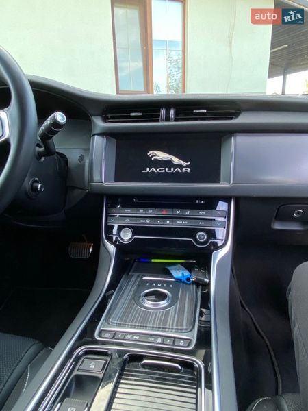 Универсал Jaguar XF 2019 в Киеве