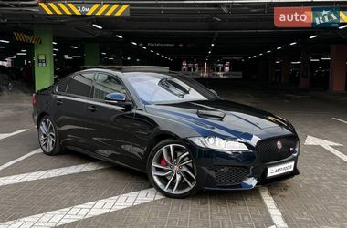 Седан Jaguar XF 2015 в Киеве