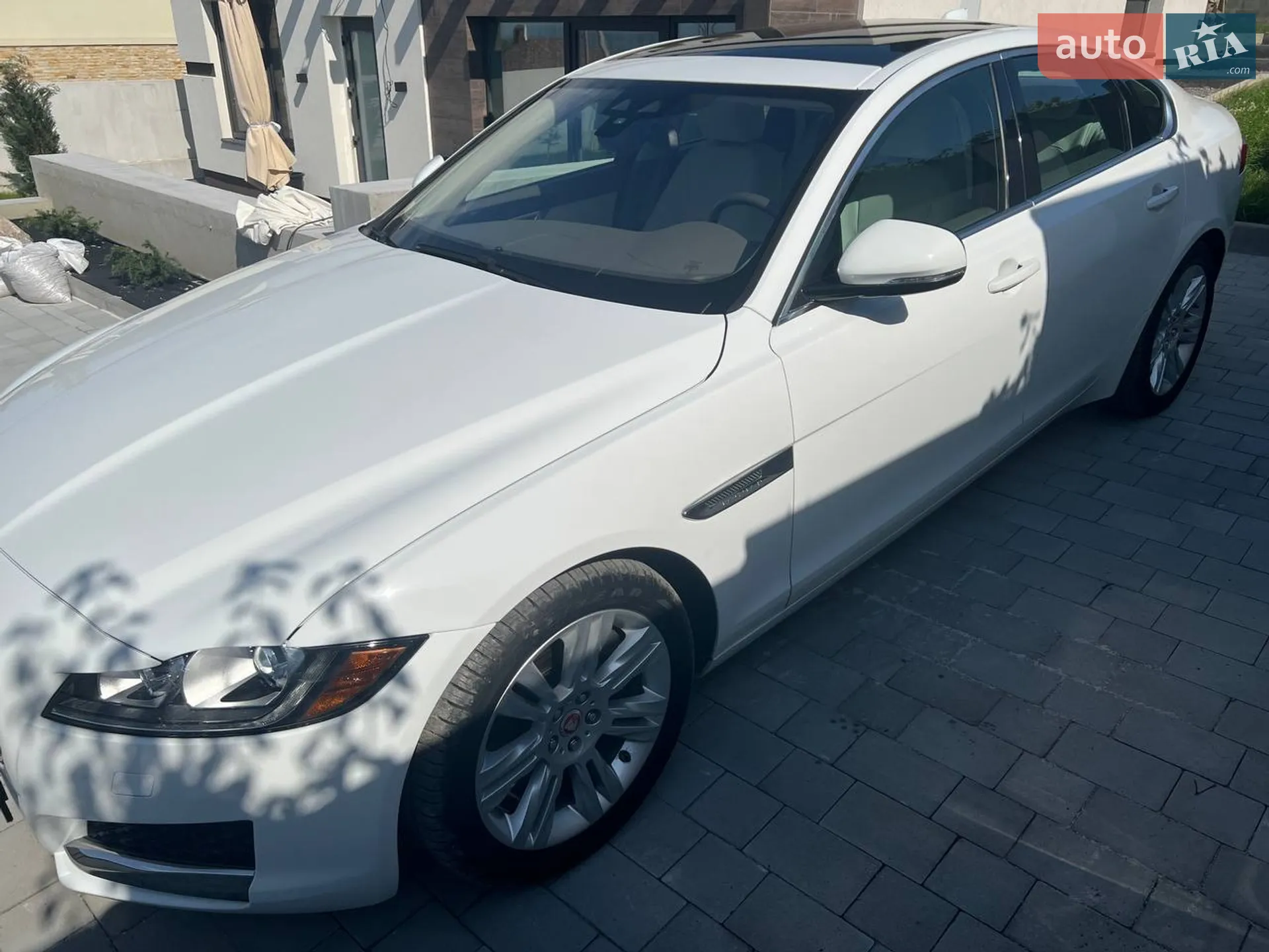 2017 Jaguar XF - мініатюра 17