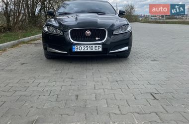 Седан Jaguar XF 2014 в Чорткове