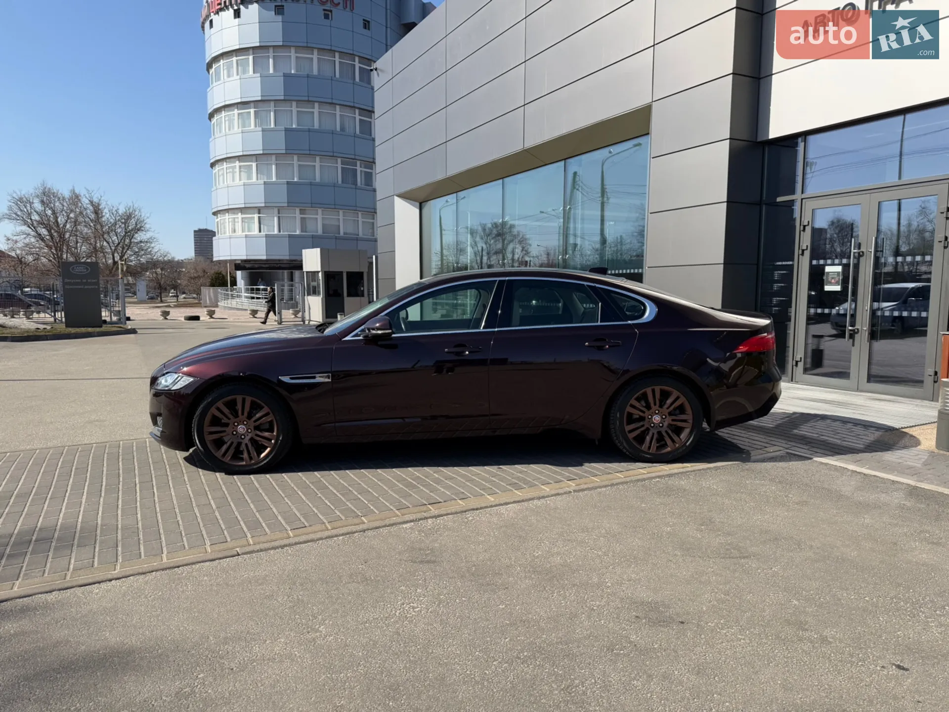 2019 Jaguar XF - мініатюра 8