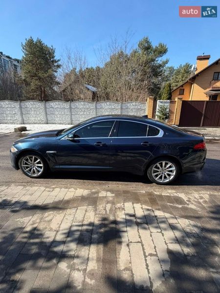 Седан Jaguar XF 2013 в Києві