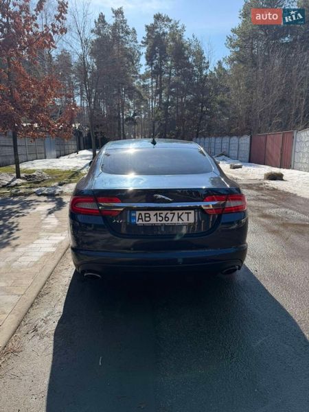 Седан Jaguar XF 2013 в Києві
