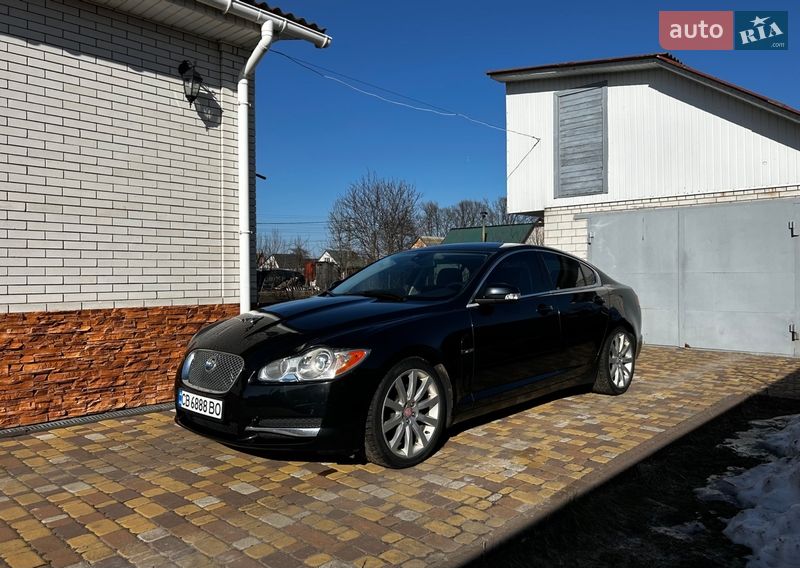Седан Jaguar XF 2008 в Нежине