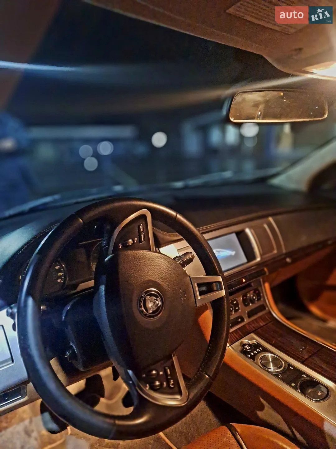 2015 Jaguar XF - мініатюра 26