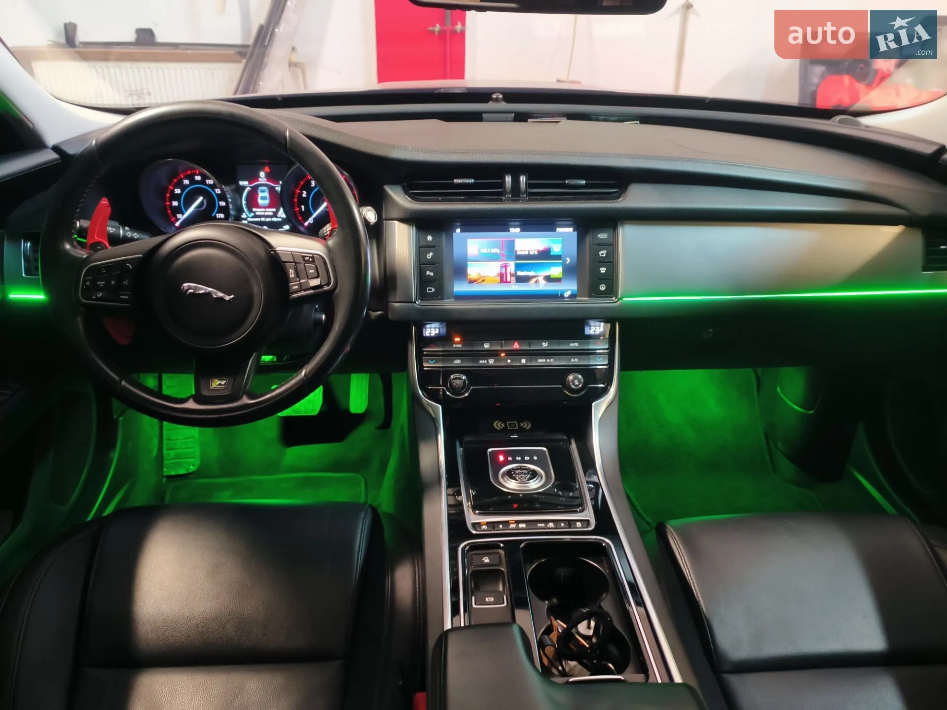 2015 Jaguar XF - мініатюра 66