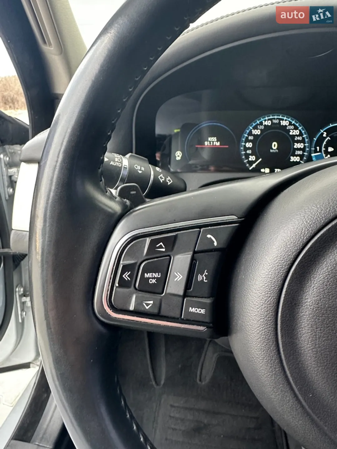 2016 Jaguar XF - мініатюра 23